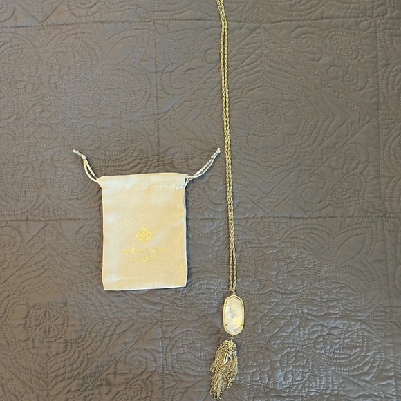 Kendra Scott Rayne Necklace Ivory Pearl - Picture 2 of 2